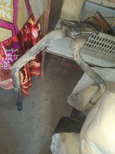 глушитель на авто: Решетка радиатора MAN Оригинал — 8