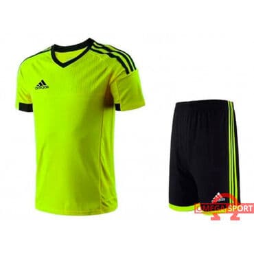 фудболка шорта: Футбольная форма Adidas Характеристики: Влагоотталкивающая ткань — 2