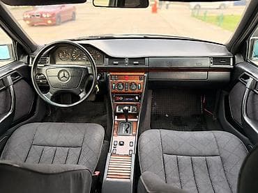 дифлектор для кондиционера: Mercedes-Benz W124: 1993 г., 3.2 л, Автомат, Бензин, Седан — 9