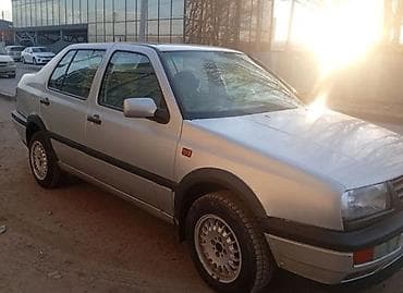 mersedes e 124: Volkswagen Vento: 1993 г., 1.8 л, Ручные, Бензин, Седан — 4