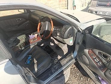 r15 100: Mitsubishi Diamante: 1998 г., 3 л, Автомат, Бензин, Седан — 4