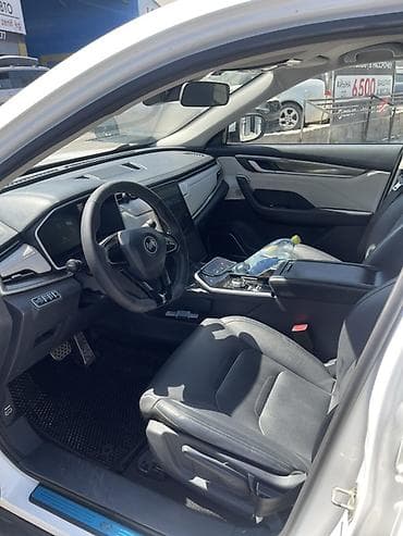 bme e39: Weltmeister EX5, 2021 г., 85000 км, Передний — 6