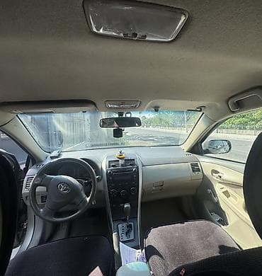 mc 2000: Toyota Corolla: 2010 г., Автомат, Бензин, Седан — 2