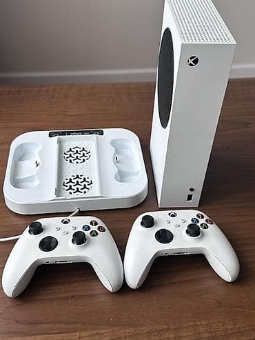 Продаю Xbox Series S в идеальном состоянии. Характеристики: • SSD 512 — 1