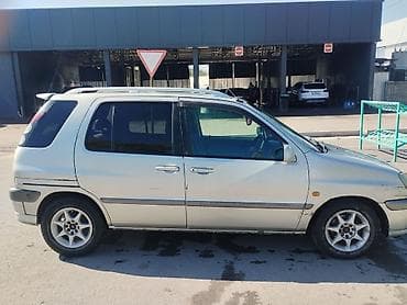 mini car: Toyota Raum: 2002 г., 1.5 л, Автомат, Бензин, Минивэн — 2