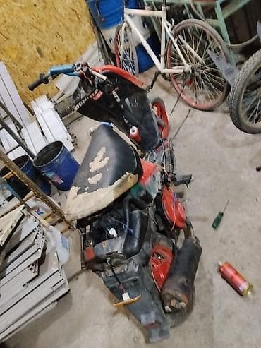 Скутеры: Продаю скутер suzuki адрес 100 на запчасти или под востоновление — 3