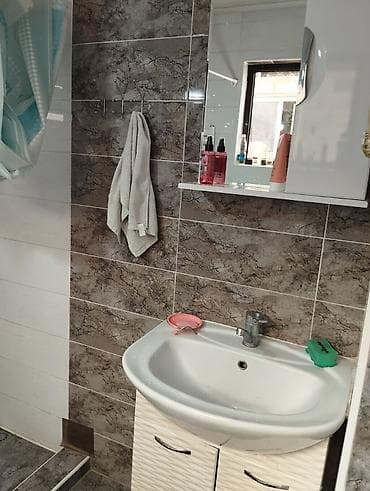 сдаю дом кудайберген: Продается дом 🏡 📍 Район Кудайберген 🛏 5 комнат 📐 Площадь: 140 м² 🔥 — 10