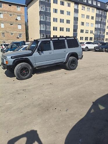 Nissan : 1991 г., 3.2 л, Механика, Дизель, Внедорожник