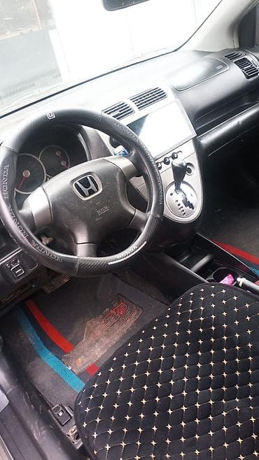 Honda Civic: 2004 г., 1.6 л, Автомат, Бензин, Хэтчбэк at lalafo.kg Honda Civic: 2004 г., 1.6 л, Автомат, Бензин, Хэтчбэк