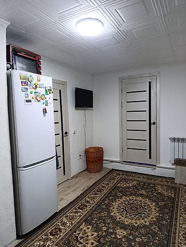 Дома: Срочно Продаётся небольшой но, уютный дом в центре Новопокровки, по — 8