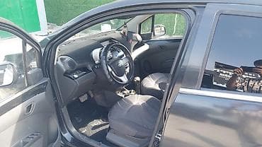 тахо шевроле: Chevrolet Spark: 2011 г., 1 л, Автомат, Бензин, Хэтчбэк — 4