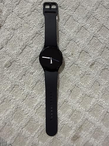 Samsung Galaxy Watch5, черные - Круглый AMOLED‑дисплей с Always‑On
