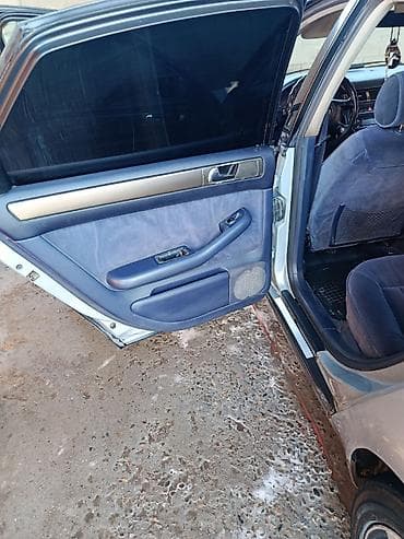 авто порше: Audi A6: 1997 г., 2.4 л, Механика, Бензин, Седан — 8