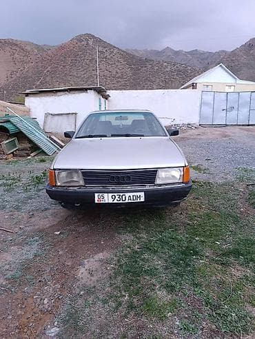 Audi 100: 1987 г., 1.8 л, Ручные, Бензин, Седан