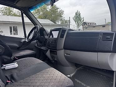 максис шины: Легкий грузовик, Mercedes-Benz — 5