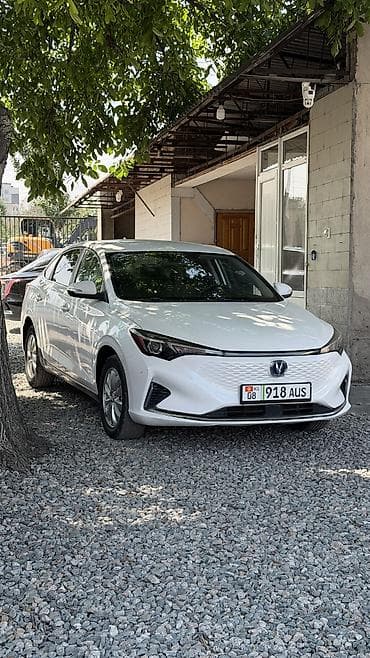 Унаа сатуу: Changan Eado: 2022 г., 0.1 - engine capacity л, Вариатор, Электромобиль, Седан — 1