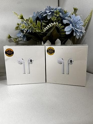 Беспроводные наушники-вкладыши (стерео, TWS) в компактном зарядном