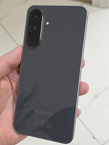samsung galaxy 55: Samsung Galaxy A56 5G, Б/у, 128 ГБ, цвет - Серый, 2 SIM — 4