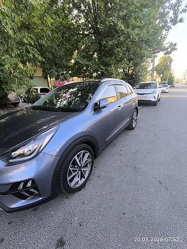 usb carplay: Kia Niro: 2020 г., Автомат, Гибрид, Кроссовер — 2