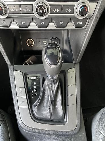 чехлы бу: Hyundai Avante: 2019 г., 1.6 л, Вариатор, Бензин, Седан — 7