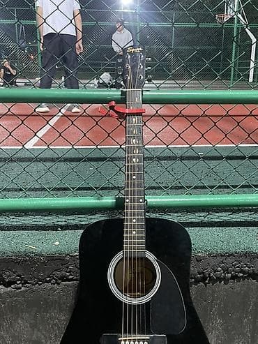 Музыкальные инструменты: Акустическая гитара Squier by Fender, формат корпуса дредноут, цвет — 2