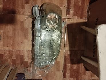 porte: На Тойота Porte Портэ . 2004 Фары Зеркала. Капот — 3