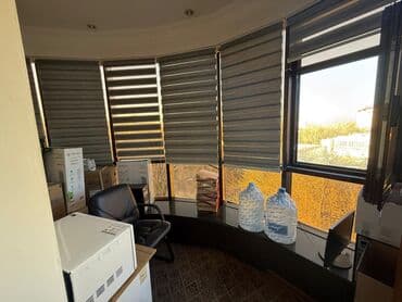 жукеева пудовкина дом: Ижарага берем Офистик, 53 м², Бизнес борборунда, Тоолор көрүнүп турат, 1-катар, Жабдуулары менен — 2