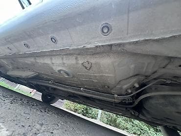 Продажа авто: Toyota Yaris: 2008 г., 1.3 л, Автомат, Бензин, Седан — 7