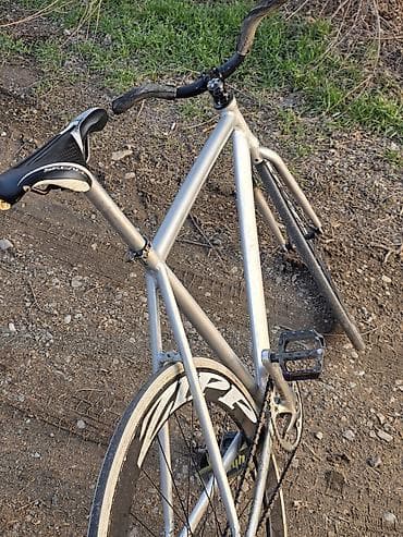 велозапчасти в бишкеке: Фикс, рама gray team размер L, цепь новая, отъездил на ней меньше — 3