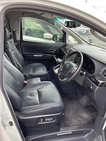 16000: Toyota Alphard: 2013 г., 3.5 л, Автомат, Бензин, Минивэн — 10