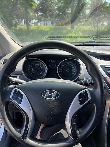 2011: Hyundai Elantra: 2011 г., 1.8 л, Автомат, Бензин, Седан — 5