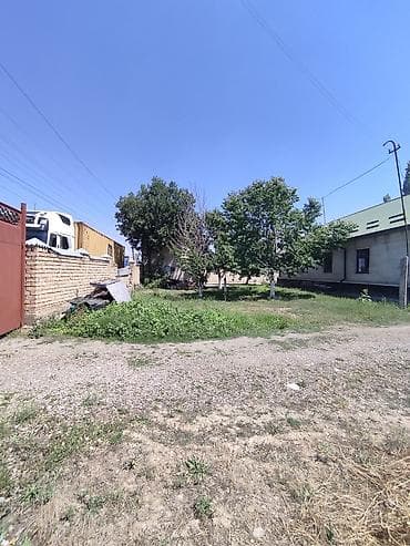 Кыймылсыз мүлк: Продается большой дом с коммерческим зданием в центре с. Баш-Булак 📍 — 5