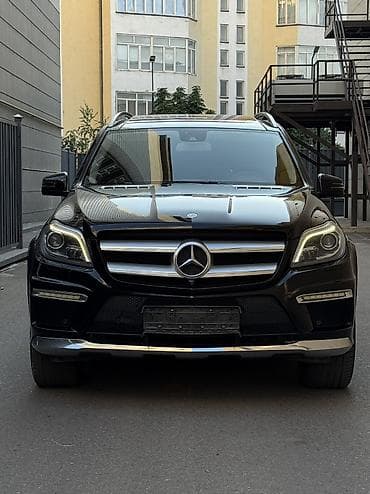 Mercedes-Benz GL-Class: 2013 г., 4.7 л, Автомат, Бензин, Внедорожник — 2