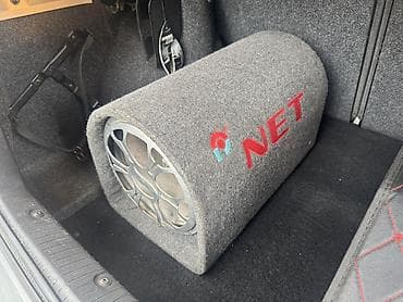 jbl charge: Сабвуфер в корпусе-«бочке» для автомобиля - Форм-фактор — 1