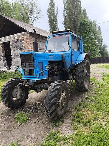 тракторные агрегаты: Трактор колесный с кабиной, с установленным навесным плугом. Основные — 4