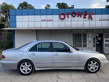 m класс: Mercedes-Benz E-Class: 2001 г., 2.4 л, Механика, Бензин, Седан — 10