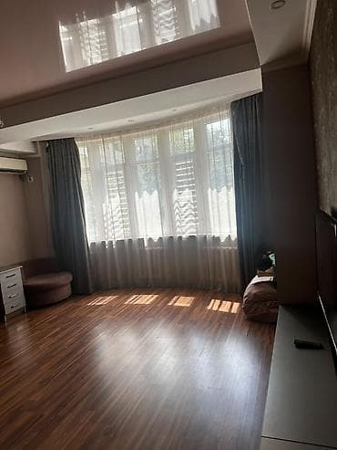 Недвижимость: Элитная 2-комнатная квартира, 100 м², евроремонт, этаж 2/9. Район — 5