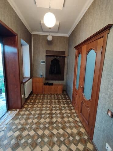 срочно продаю дом барачный тип: 165 м², 5 комнат, Утепленный, Бронированные двери, Кондиционер — 5