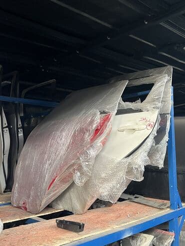 тайота ист стоп: Toyota, Б/у, Оригинал — 4