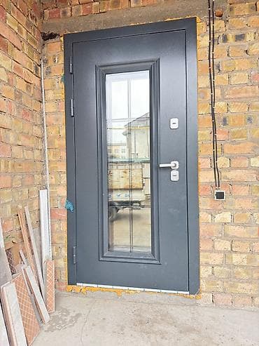 дом в стиле хайтек: Продается одноэтажный жилой дом в стиле хай‑тек, ж/м Колмо. Общая — 6