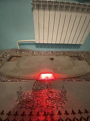 Обшивка багажника BMW 1995 г., Б/у, Оригинал at lalafo.kg Обшивка багажника BMW 1995 г., Б/у, Оригинал