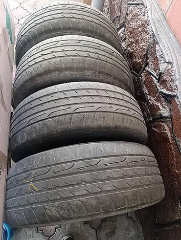 бу покрышка: Комплект из 4 летних шин для легкового автомобиля. 245.45.19 5000сом — 2