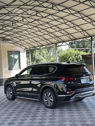 авто салона: Hyundai Santa Fe: 2019 г., 2.4 л, Автомат, Бензин, Кроссовер — 4