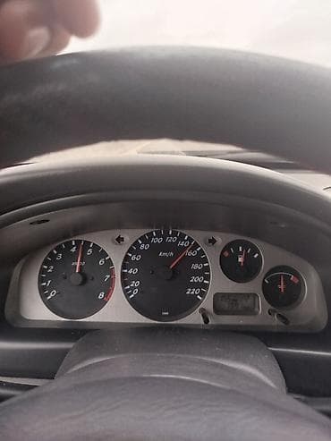 нисан алмера 2002: Nissan Almera: 2000 г., 1.8 л, Механика, Бензин, Хэтчбэк — 6