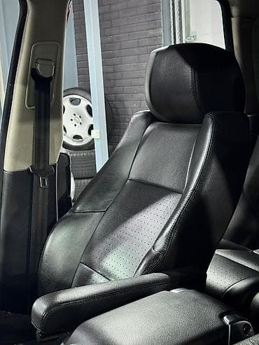 льва: Land Rover Range Rover Sport: 2008 г., 4.2 л, Автомат, Бензин, Внедорожник — 10