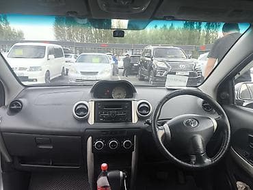 lexus rx 2006: Toyota Ist: 2002 г., Автомат, Хэтчбэк — 6