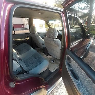 бампер фит рестайлинг: Kia Sportage: 1997 г., 2 л, Ручные, Дизель, Внедорожник — 7