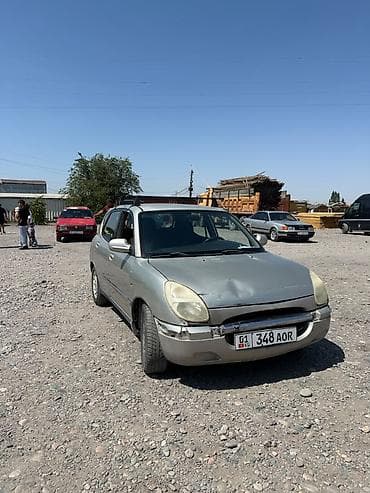 даихатсу сирион: Daihatsu Sirion: 2001 г., 1 л, Бензин, Хэтчбэк — 1