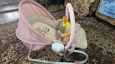 Детский шезлонг, Б/у, Качалка, Железо, цвет - Розовый