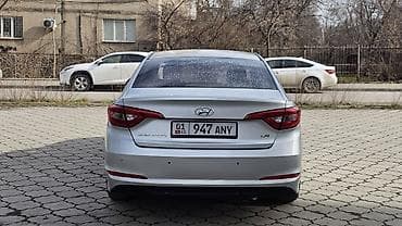 очень срочно продаю авто: Hyundai Sonata: 2015 г., 2 л, Автомат, Газ, Седан — 6